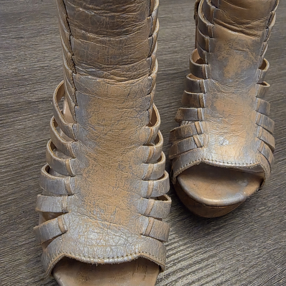 Bed Stu Light Tan And Silver Strappy Wedges - Picture 8 of 11